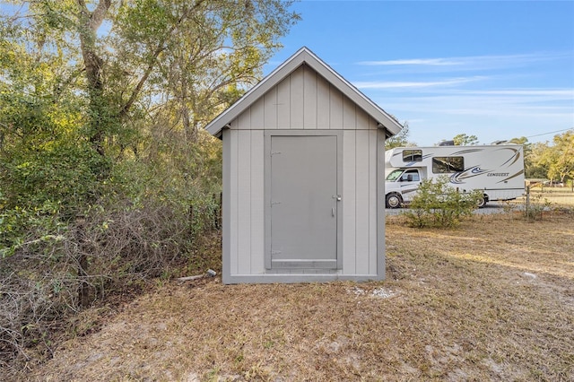 view of outbuilding