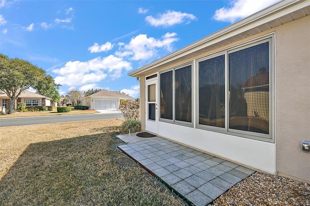 view of yard with a garage