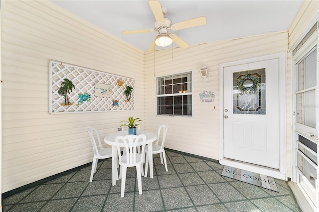 dining area with ceiling fan