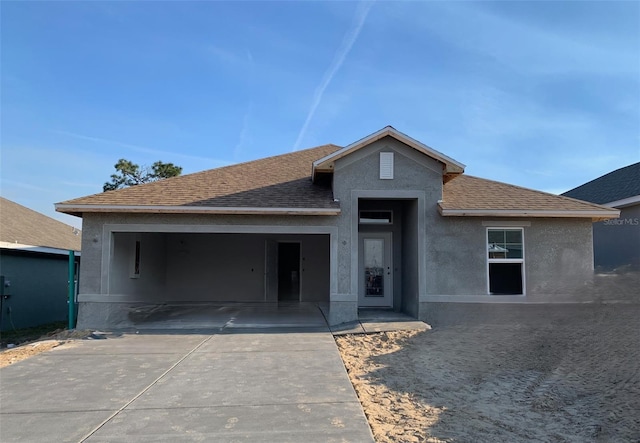 view of front of property