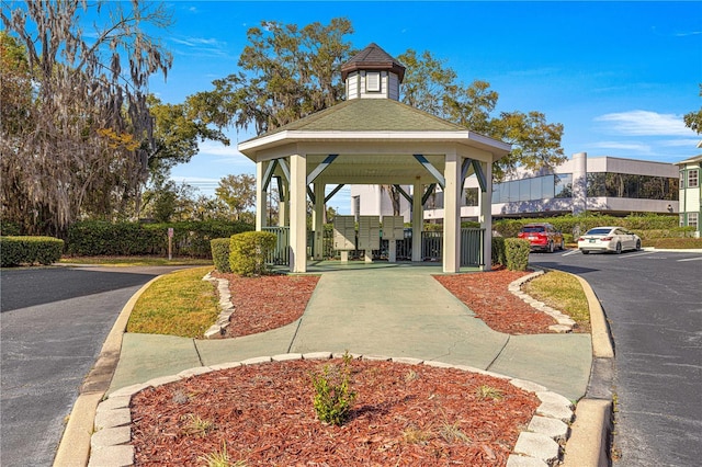 surrounding community featuring a mail area