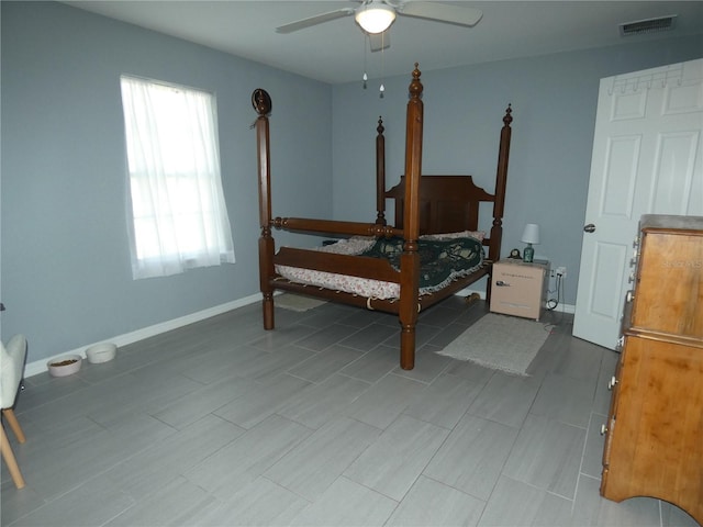 bedroom with ceiling fan