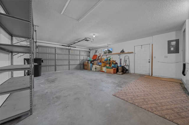 8450 SW 115th Street Rd, Ocala, FL 34481 - garage with a garage door opener