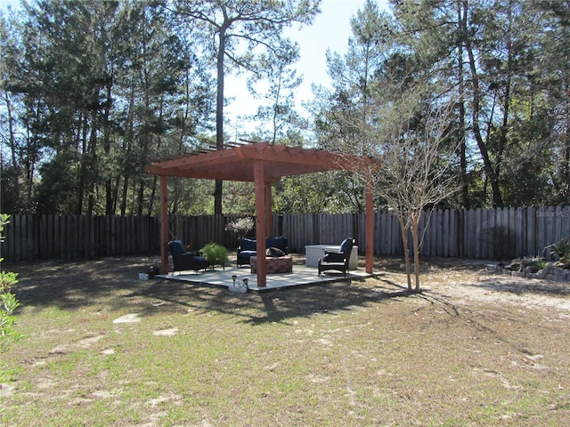 view of yard featuring a patio and a pergola