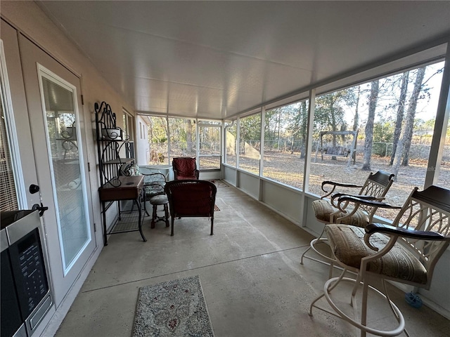 view of sunroom / solarium