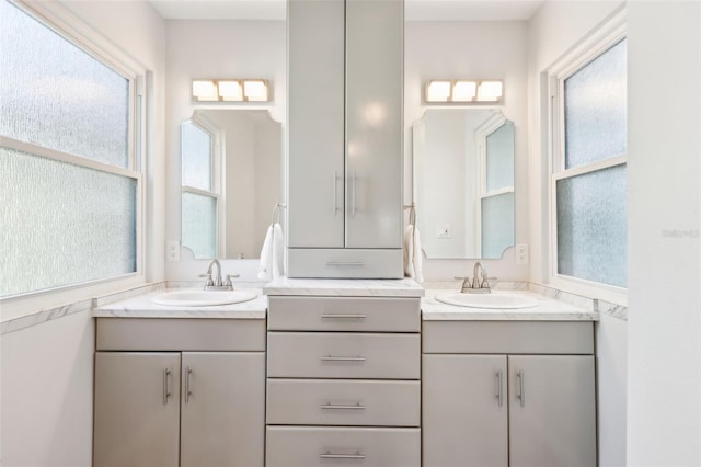 bathroom with vanity