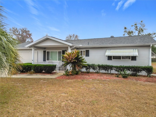 ranch-style home with a front yard