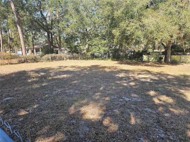 Listing photo 2 for 1940 SE 172nd Ter, Silver Springs FL 34488