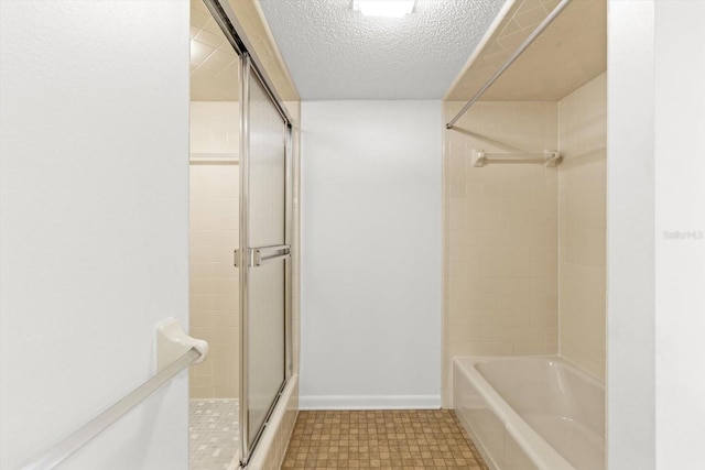 bathroom with a textured ceiling