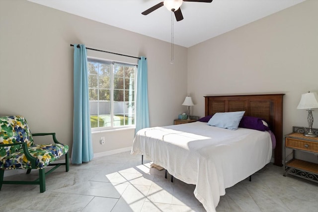 bedroom with ceiling fan