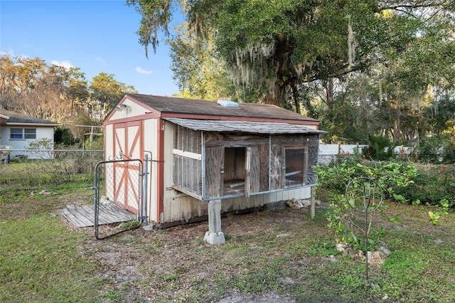 view of outbuilding