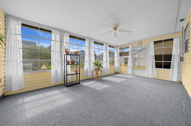 912 Chula Ct, Lady Lake, FL 32159 - unfurnished sunroom featuring ceiling fan