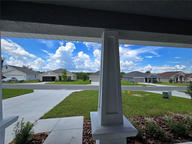 336 W Twisted Oaks Dr, Beverly Hills, FL 34465 - view of green lawn with a residential view