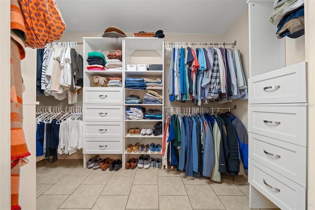 4161 NE 185th Ave, Williston, FL 32696 - walk in closet featuring light tile patterned floors