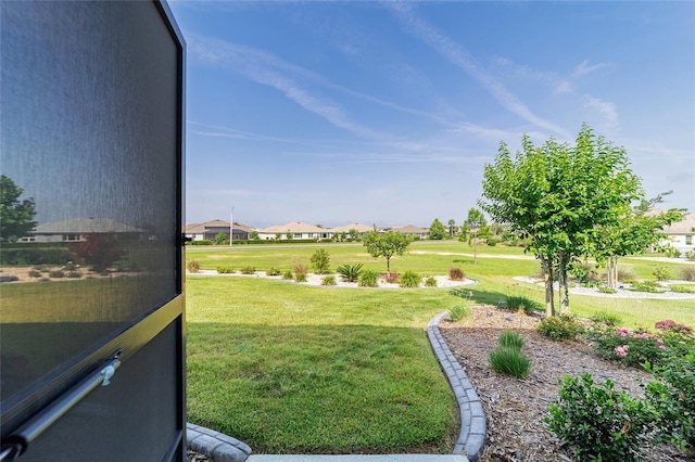8107 SW 92nd Cir, Ocala, FL 34481 - view of grassy yard