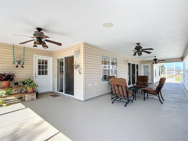 7688 SE 135th St, Summerfield, FL 34491 - view of patio / terrace with ceiling fan