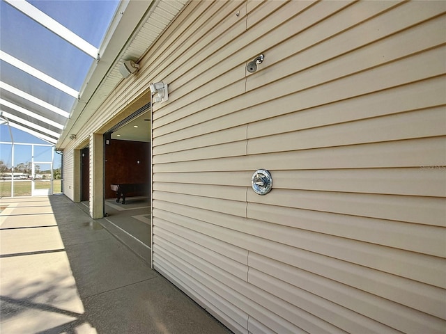 7688 SE 135th St, Summerfield, FL 34491 - view of property exterior with glass enclosure