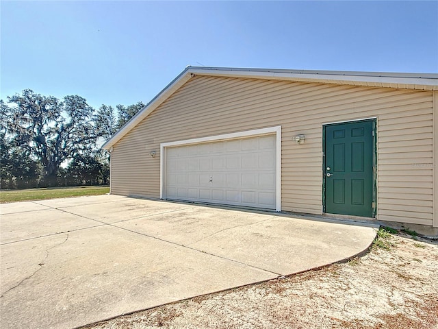 7688 SE 135th St, Summerfield, FL 34491 - view of garage