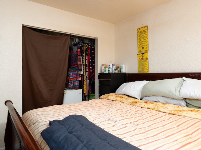 bedroom featuring a closet