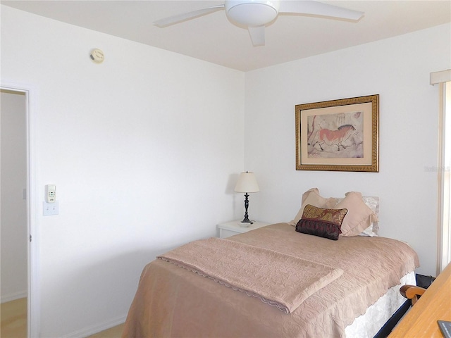 bedroom featuring ceiling fan