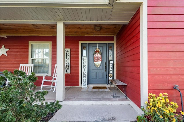 view of property entrance