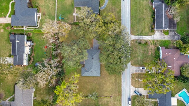 birds eye view of property featuring a residential view