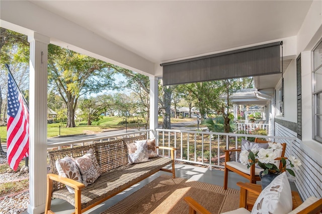 sunroom / solarium with a healthy amount of sunlight