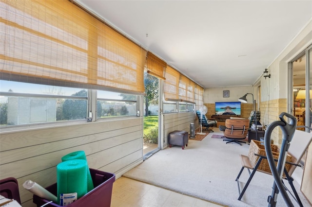 view of sunroom / solarium