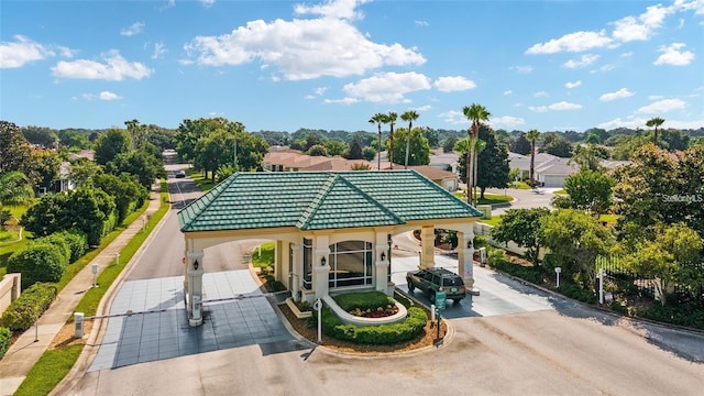 exterior space featuring driveway