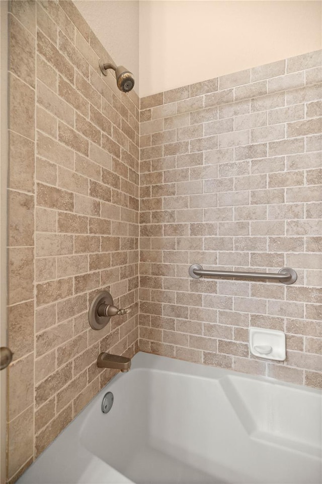 bathroom featuring shower / bathing tub combination