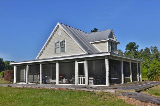 12115 SE Sunset Harbor Rd, Weirsdale, FL 32195