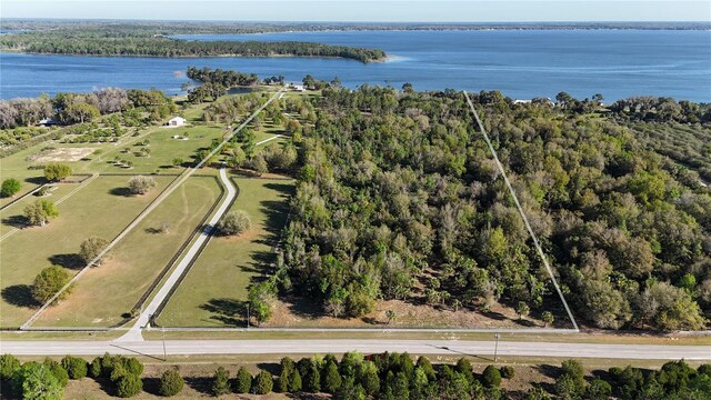 12115 SE Sunset Harbor Rd, Weirsdale, FL 32195