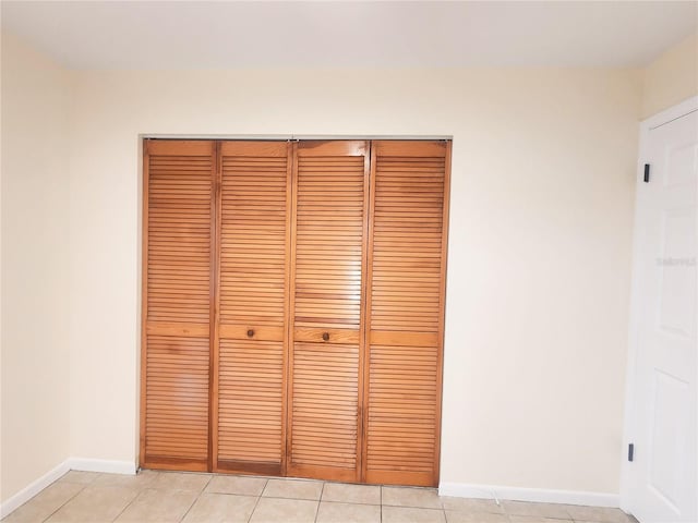 interior details featuring baseboards