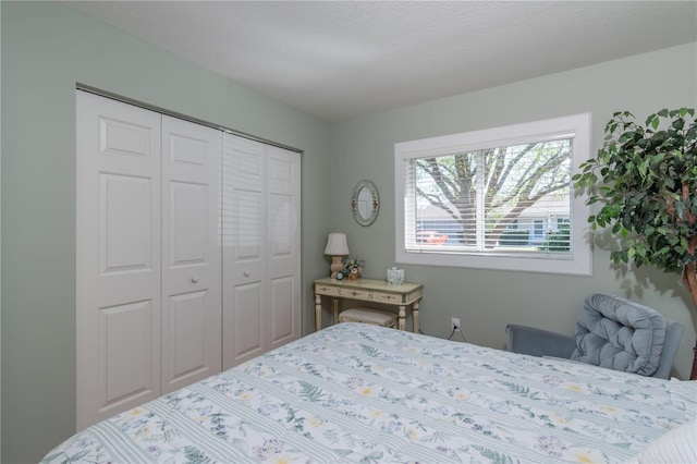 bedroom with a closet