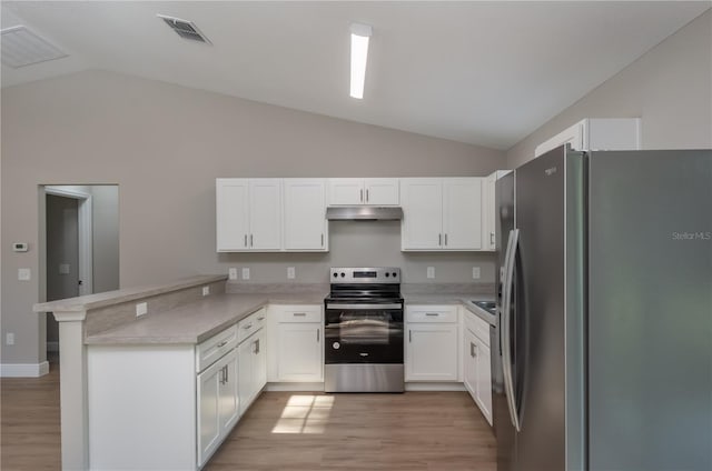 kitchen featuring visible vents, a peninsula, stainless steel appliances, light countertops, and under cabinet range hood