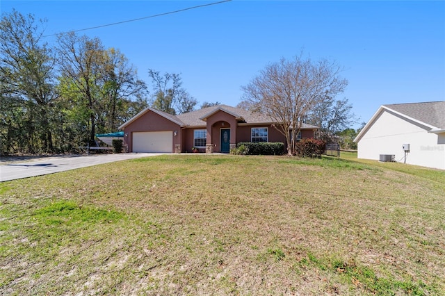 ranch-style home featuring a front lawn, stucco siding, cooling unit, a garage, and driveway