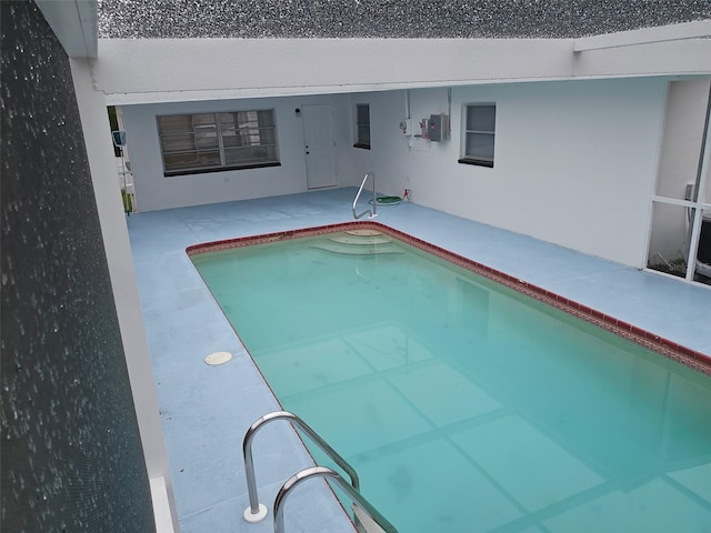 31 Roosevelt Blvd, Beverly Hills, FL 34465 - outdoor pool with a patio area
