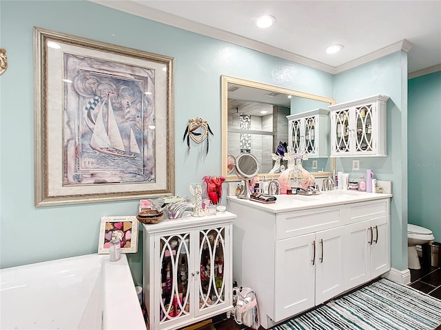 full bath featuring toilet, an enclosed shower, crown molding, vanity, and recessed lighting