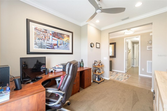 home office featuring visible vents, ornamental molding, recessed lighting, baseboards, and ceiling fan