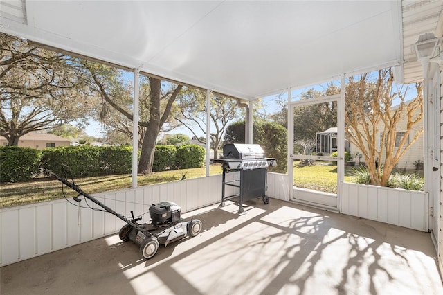 view of unfurnished sunroom