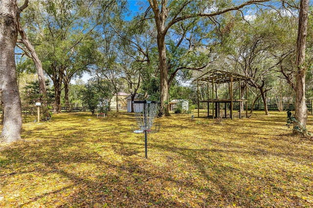 view of yard featuring fence