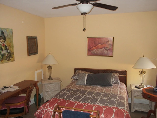 bedroom with ceiling fan