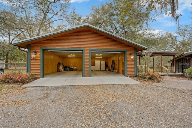 view of detached garage