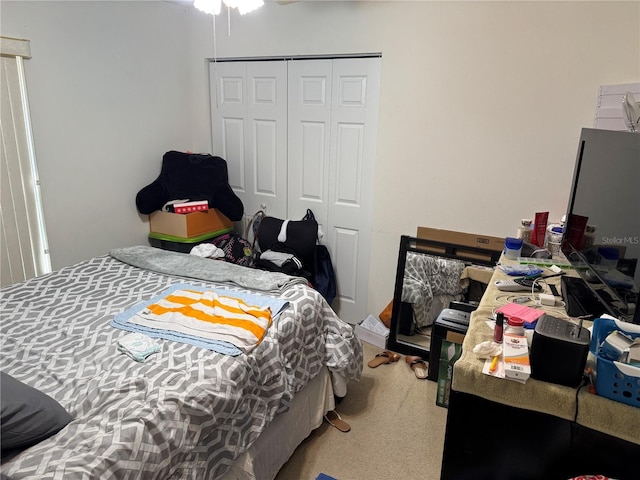 bedroom featuring a closet