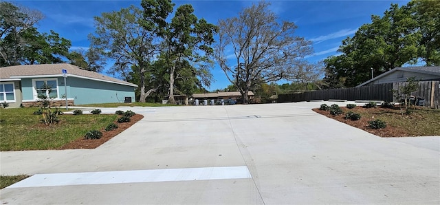 5975 NW 6th Pl, Ocala, FL 34482 - view of yard with fence