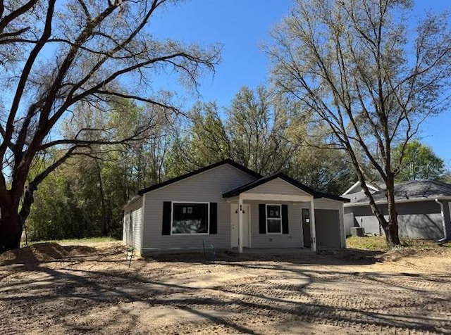 view of front of house featuring a porch