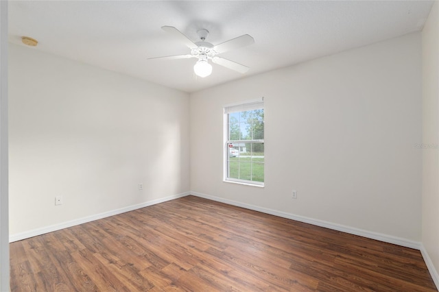 9 Hemlock Run, Ocala, FL 34472 - unfurnished room with wood finished floors, a smoke detector, and ceiling fan