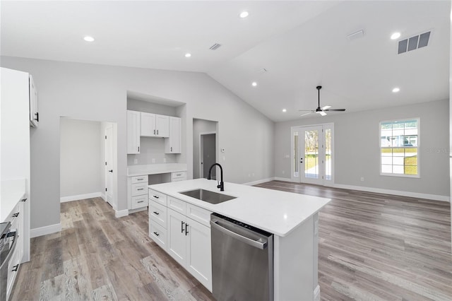 791 NE 150th Ave, Williston, FL 32696 - kitchen featuring visible vents, an island with sink, a ceiling fan, a sink, and stainless steel dishwasher