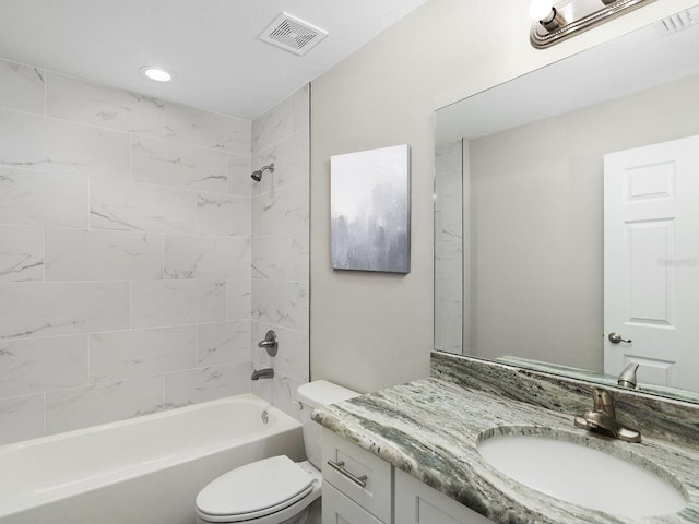 3 Pine Court Ln, Ocala, FL 34472 - full bath with visible vents, vanity, toilet, bathtub / shower combination, and recessed lighting