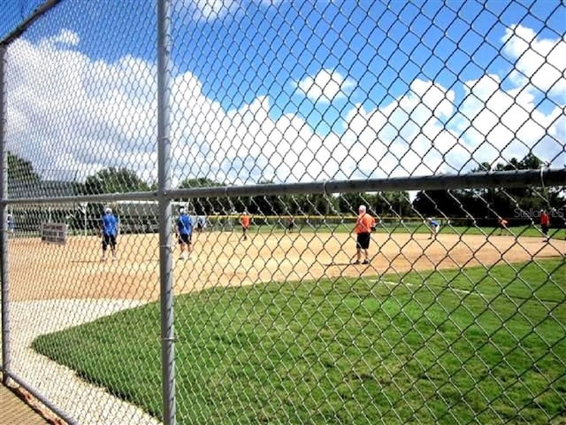 13968 SE 96th Cir, Summerfield, FL 34491 - view of property's community with fence